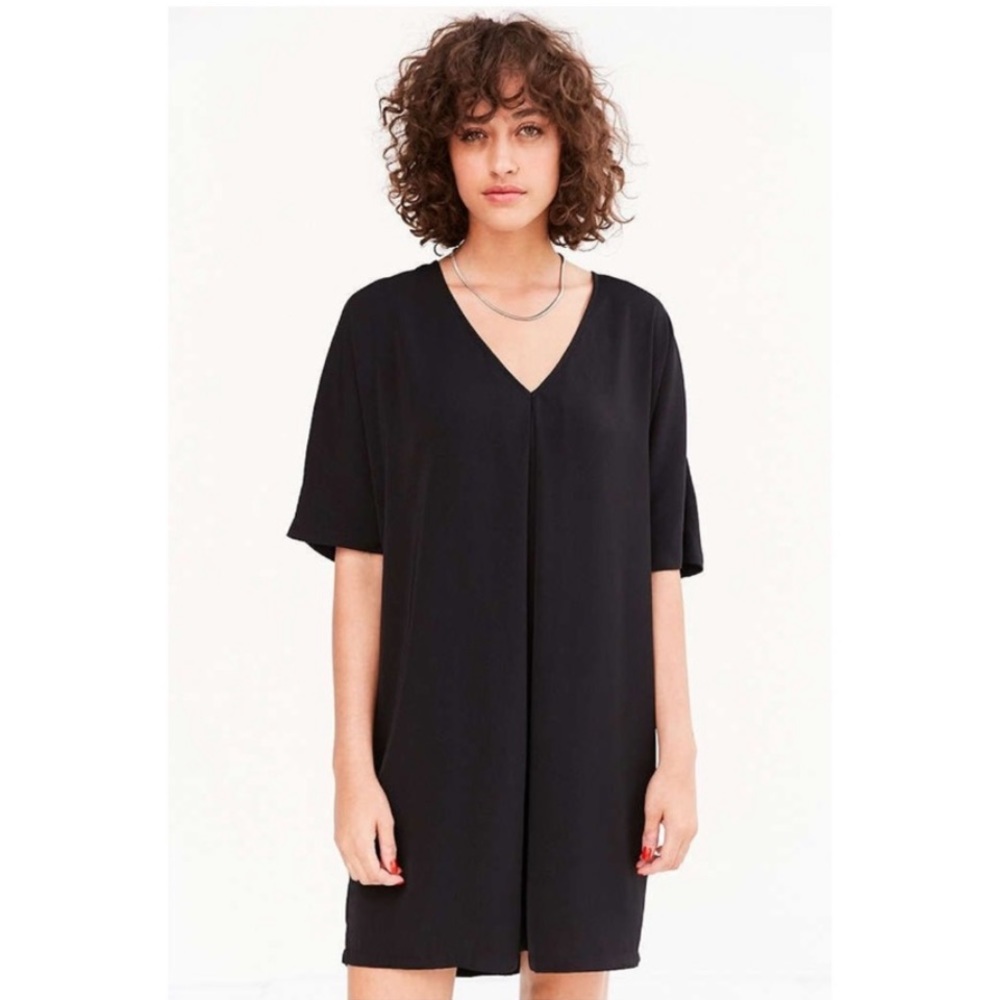 UO Silence + Noise Black Pleat Front Cocoon Dress